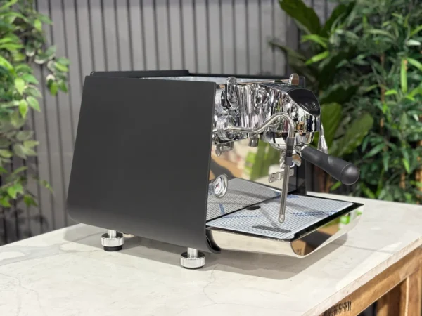 Victoria Arduino Eagle One Prima 1 Group Coffee Machine Black - New